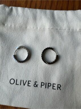 Olive & Piper Silver Hoop Earrings